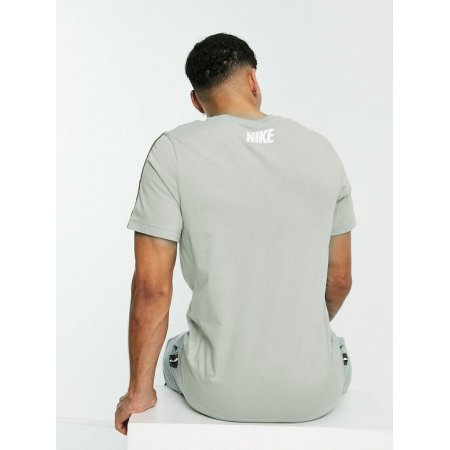 Nike Repeat Ανδρικό T-shirt (DM4685-013)