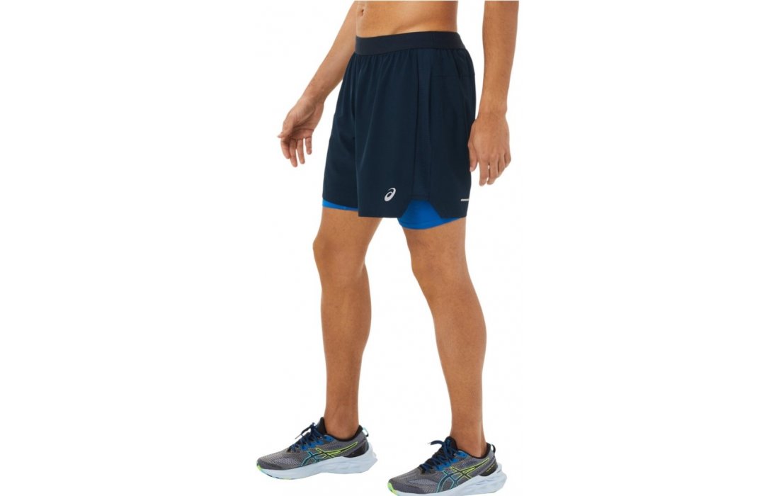 ASICS ROAD 2-N-1 7IN SHORT (2011A771-405)